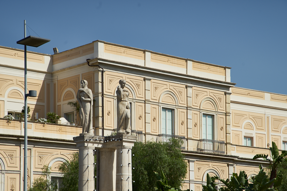 Catania Palast Via Etnea