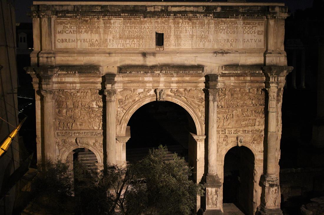 Forum Romanum Nachts