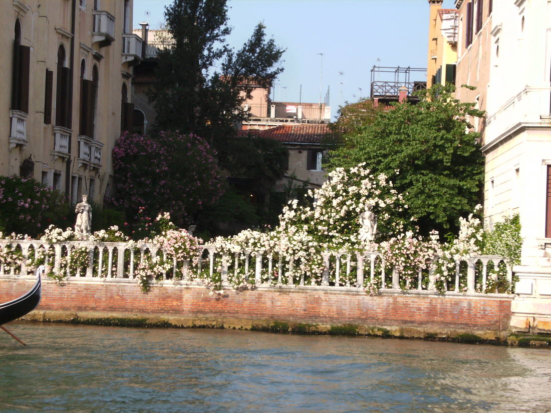 Garten des Palazzo Malipiero am Canal Grande