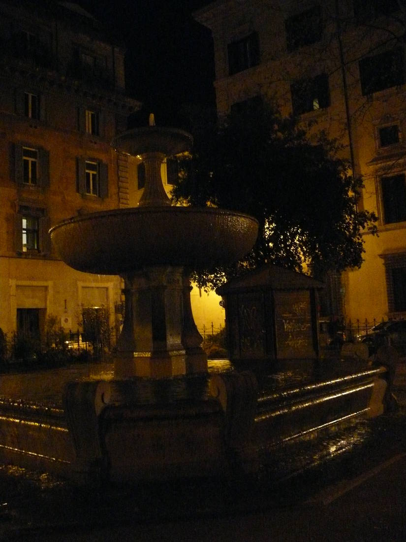 Piazza Benedetto Cairoli