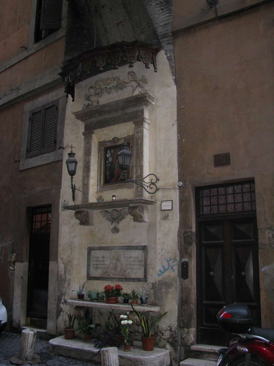 Via Arco della Ciambella